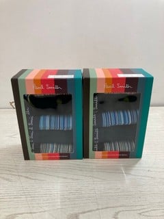 Lot 40  
            Nottingham SR2 - Delivery Only 

                
2 X PAUL SMITH SIGNATURE TRUNK 5 PACK SIZE: XXL ORIGINAL RRP: £69.00