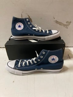 Lot 567  
            Nottingham SR2 - Delivery Only 

                
CONVERSE CHUCK ALL STAR UK SIZE: 12
