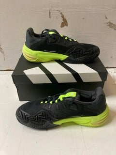 Lot 578  
            Nottingham SR2 - Delivery Only 

                
ADIDAS BARRICADE 13 M CL UK SIZE: 6.5