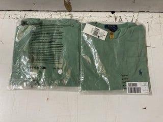 Lot 597  
            Nottingham SR2 - Delivery Only 

                
2 X POLO RALPH LAUREN T-SHIRT UK SIZE: M