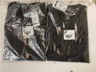 Lot 663  
            Nottingham SR2 - Delivery Only 

                
2 X ADIDAS TECHFIT T-SHIRT UK SIZE: M