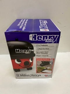 Lot 731  
            Nottingham SR2 - Delivery Only 

                
HENRY XTRA VACUUM CLEANER