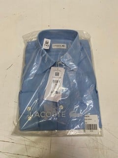 Lot 748  
            Nottingham SR2 - Delivery Only 

                
LACOSTE REGULAR FIT COTTON POPLIN SHIRT UK SIZE: 38