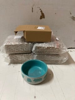 Lot 852  
            Nottingham SR2 - Delivery Only 

                
5 X TRIXIE PET FOOD BOWLS