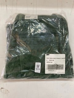 Lot 909  
            Nottingham SR2 - Delivery Only 

                
RISK TAKER CORD STRAIGHT TROUSERS: UK SIZE 30 ORIGINAL RRP: £118.00