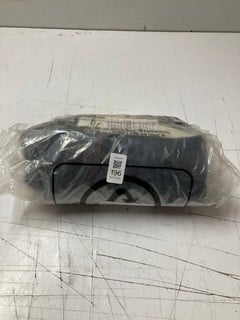 Lot 196  
            Nottingham SR3 - Delivery Only 

                
WOMEN'S DESIGNER BOOTCUT RINSE JEANS 26W 32L (BLUE) ORIGINAL RRP £62