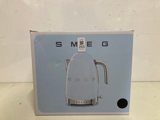 Lot 253  
            Nottingham SR3 - Delivery Only 

                
SMEG KETTLE