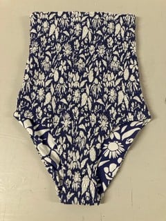 Lot 33  
            Nottingham SR3 - Delivery Only 
                
WOMEN DESIGNER ORGANIC FLORA SWIMSUIT XL (BLUE MOTIF) ORIGINAL RRP $209 USD