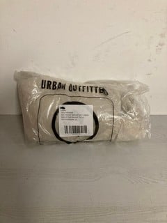 Lot 362  
            Nottingham SR3 - Delivery Only 
                
STONE BAGGY TECH TROUSERS SIZE: 36W 34L