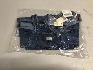 Lot 407  
            Nottingham SR3 - Delivery Only 
                
LEVI SHORTALL DENIM JUMPSUIT SIZE: XS