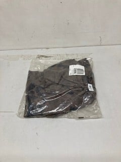 Lot 423  
            Nottingham SR3 - Delivery Only 

                
SUPERNOVA SET IN BROWN SIZE: XS ORIGINAL RRP $128