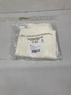 Lot 440  
            Nottingham SR3 - Delivery Only 
                
SWEET TALK CHINO IN WHITE SIZE: 0 ORIGINAL RRP £118