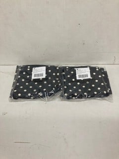 Lot 445  
            Nottingham SR3 - Delivery Only 
                
2 X MOLLY PRINTED SLIM TROUSERS SIZE: 4 ORIGINAL RRP £88 EACH