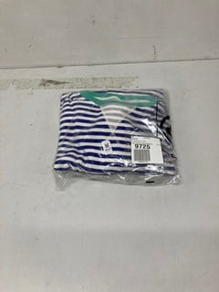 Lot 453  
            Nottingham SR3 - Delivery Only 
                
CLASSIC STRIPED CREW JUMPER IN BLUE AND WHITE SIZE: L ORIGINAL RRP £88