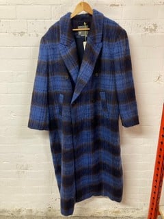 Lot 47  
            Nottingham SR3 - Delivery Only 
                
WOMEN'S DESIGNER BLAZER JACKET (BLUE) UK 16 ORIGINAL RRP £299