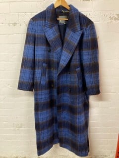 Lot 48  
            Nottingham SR3 - Delivery Only 
                
WOMEN'S DESIGNER BLAZER JACKET (BLUE) UK 16 ORIGINAL RRP £299