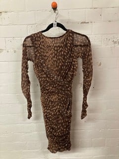 Lot 574  
            Nottingham SR3 - Delivery Only 

                
WOMEN'S BROWN COMBO DRESS SIZE: M ORIGINAL RRP £118