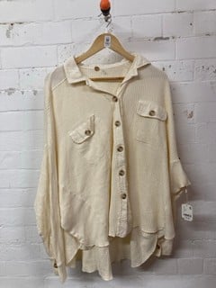 Lot 582  
            Nottingham SR3 - Delivery Only 
                
ONE SCOUT JACKET SIZE: S ORIGINAL RRP £118