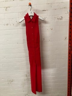 Lot 589  
            Nottingham SR3 - Delivery Only 
                
WOMEN'S RED DESIGNER DRESS SIZE: 8 ORIGINAL RRP £130