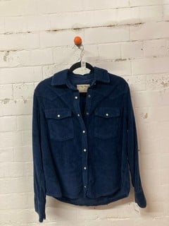 Lot 608  
            Nottingham SR3 - Delivery Only 
                
WOMEN'S DEEP SEAS CARDI SIZE: XS ORIGINAL RRP $148