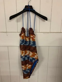 Lot 618  
            Nottingham SR3 - Delivery Only 
                
WOMEN'S DESIGNER SWIMSUIT