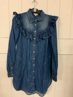 Lot 647  
            Nottingham SR3 - Delivery Only 
                
WOMEN'S DENIM DRESS SIZE: S ORIGINAL RRP £130