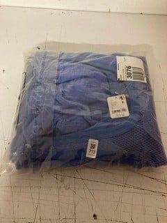 Lot 713  
            Nottingham SR3 - Delivery Only 
                
WOMEN'S DESIGNER FLORAL MINI DRESS M (BLUE MOTIF) ORIGINAL RRP £188