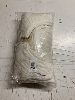 Lot 776  
            Nottingham SR3 - Delivery Only 
                
WOMEN'S DESIGNER EASY SUNDAY TOP XS (WHITE) ORIGINAL RRP £118