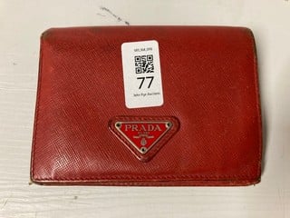 Lot 77  
            Nottingham SR3 - Delivery Only 

                
PRADA SAFFIANO LEATHER WALLET