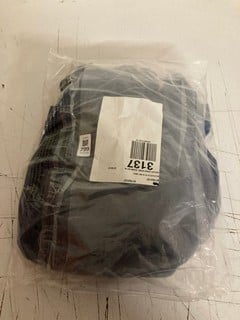 Lot 799  
            Nottingham SR3 - Delivery Only 
                
WOMEN'S DESIGNER TAYLOR SWEATSHIRT DENIM M ORIGINAL RRP £118