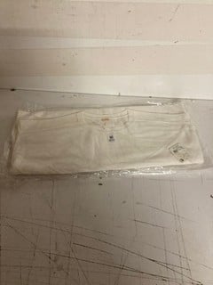 Lot 800  
            Nottingham SR3 - Delivery Only 
                
WOMEN'S DESIGNER LUNA PULLOVER XS (WHITE) ORIGINAL RRP £140