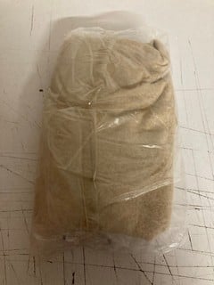 Lot 802  
            Nottingham SR3 - Delivery Only 

                
WOMEN'S DESIGNER PHOEBE PULLOVER M (NEUTR) ORIGINAL RRP £158