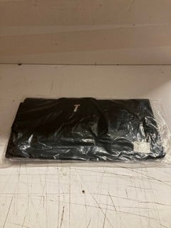 Lot 817  
            Nottingham SR3 - Delivery Only 

                
WOMEN'S DESIGNER PHOEBE PULLOVER XS (BLACK) ORIGINAL RRP £158