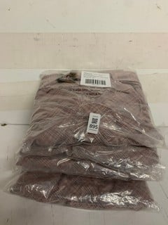 Lot 895  
            Nottingham SR3 - Delivery Only 

                
5 X SEVI PLAID MINI DRESS UK SIZE XS ORIGINAL RRP £158