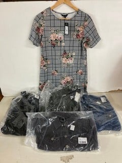 Lot 821  
            Nottingham SR5 - Delivery Only 

                
6 X ADIDAS CLOTHING ITEMS TO INC ORIGINALS OUTLINE T-SHIRT