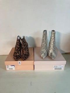 Lot 888  
            Nottingham SR5 - Delivery Only 

                
2 X PAIRS OF SHOES TO INC FAITH BICKHAM SIZE:4UK ANKLE BOOTS