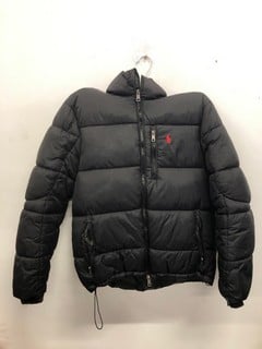 Lot 1038  
            Nottingham SR9 - Delivery Only 

                
POLO RALPH LAUREN BLACK LOGO PUFFER JACKET UK SIZE S