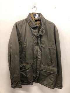 Lot 1060  
            Nottingham SR9 - Delivery Only 

                
MENS KHAKI GREEN WORKMAN'S JACKET UK SIZE XL