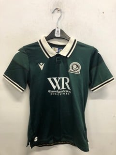 Lot 1098  
            Nottingham SR9 - Delivery Only 

                
MACRON BLACKBURN ROVERS 2025/26 OKASHI 23 THIRD JERSEY UK SIZE XXS
