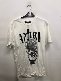 Lot 1119  
            Nottingham SR9 - Delivery Only 

                
AMIRI WHITE CRYSTAL BALL SS T-SHIRT UK SIZE S