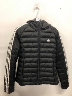 Lot 1131  
            Nottingham SR9 - Delivery Only 

                
ADIDAS WOMENS BLACK LOGO 3 STRIPES PUFFER COAT UK SIZE 12