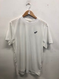 Lot 1156  
            Nottingham SR9 - Delivery Only 

                
ASICS COURT SS TOP 100 WHITE TEE UK SIZE M