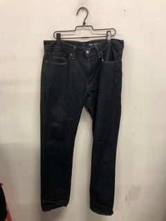 Lot 1200  
            Nottingham SR9 - Delivery Only 

                
LEVIS MENS BLACK 511 JEANS UK SIZE 34 X 32