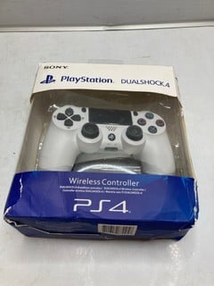 Lot 158  
            Nottingham SR9 - Delivery Only 

                
PS4 DUALSENSE WIRELESS CONTROLLER