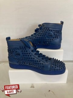 Lot 1  
            Nottingham SR9 - Delivery Only 

                
CHRISTIAN LOUBOUTIN MEN'S BLUE TRAINERS UK SIZE 43 ORIGINAL RRP: Â£850