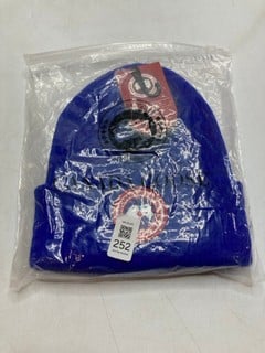 Lot 252  
            Nottingham SR9 - Delivery Only 

                
CANADA GOOSE BLUE WOOLY HAT