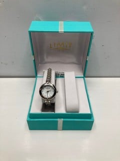 Lot 416  
            Nottingham SR9 - Delivery Only 

                
WOMENS LIMIT WATCH & BRACELET GIFT SET