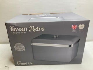 Lot 46  
            Nottingham SR9 - Delivery Only 

                
SWAN RETRO GREY BREAD BIN