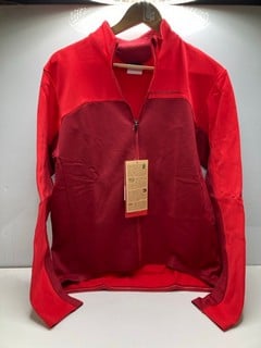 Lot 495  
            Nottingham SR9 - Delivery Only 

                
ENDURA FS260 PRO ROUBAIX RED JERSEY UK SIZE 2XL