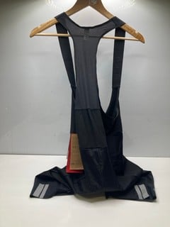 Lot 503  
            Nottingham SR9 - Delivery Only 

                
ENDURA FS260 BLACK BIBSHORT UK SIZE 2XL